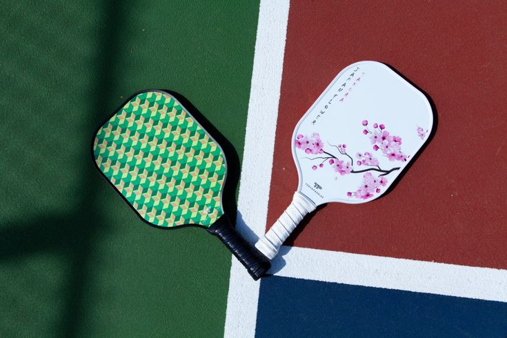 Phân biệt các loại sợi carbon của vợt Pickleball