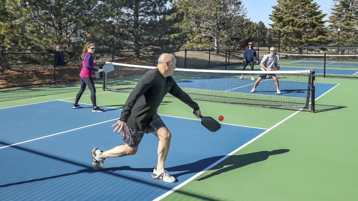 Pickleball có khó không Pickleball có dễ chơi không 