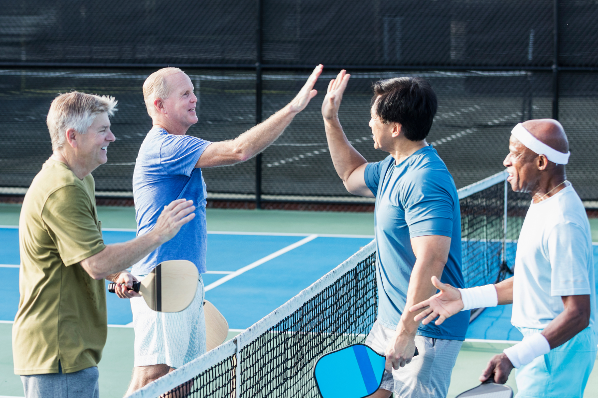 Tại sao Pickleball dễ và vui hơn Tennis 