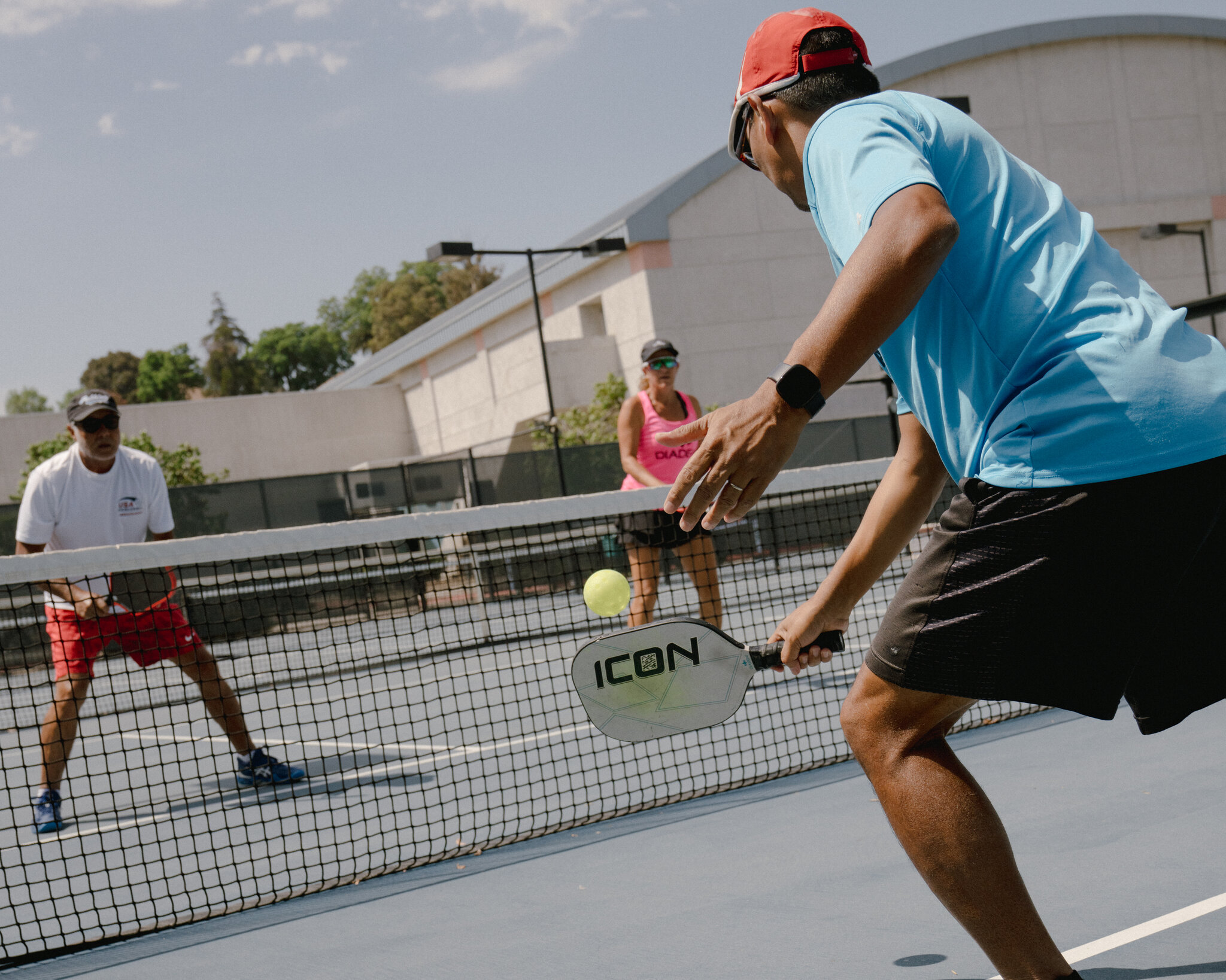 Vợt pickleball kevlar có spin nhiều hơn không 