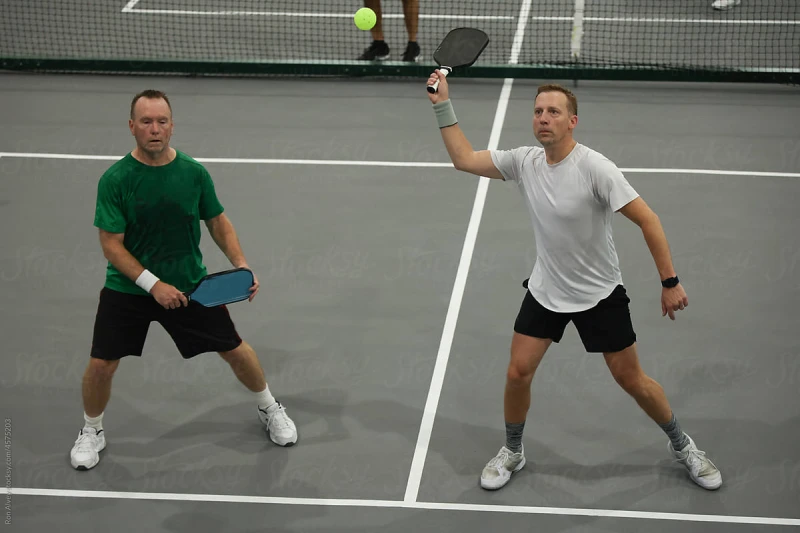 Cú đánh mạnh nhất trong pickleball là gì 